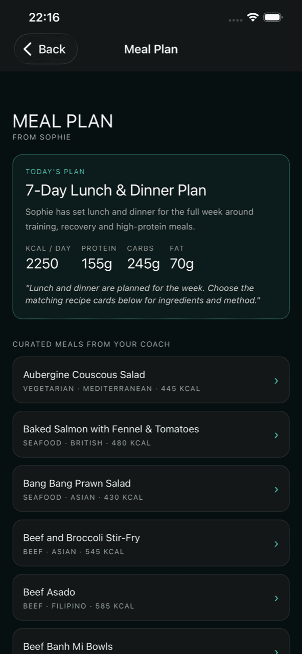 SmartGyms weekly meal plan screen on iPhone